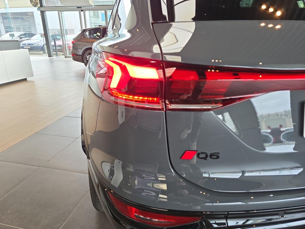 Audi Q6 e-tron Audi Q6 SUV S line e-tron quattro 285,00 kW