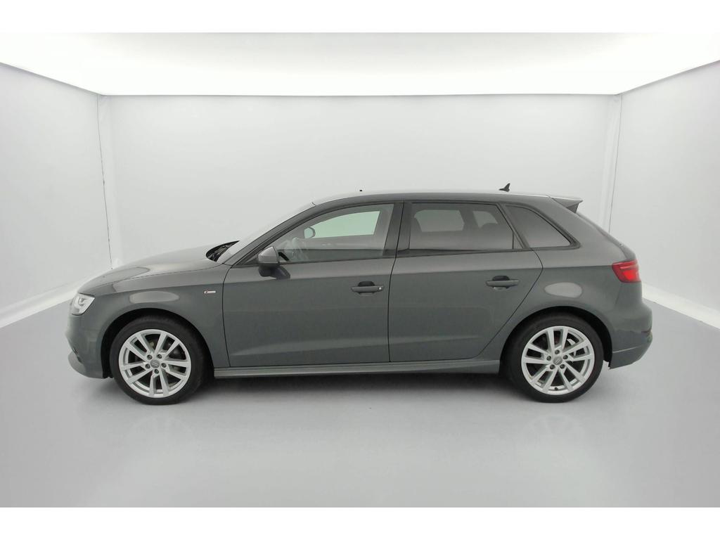 Audi A3 Sportback 1.6 116Ch *GPS *PARKPILOT *CLIM.AUTO *CUIR