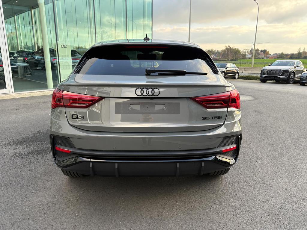 Audi Q3 Sportback Audi Q3 Sportback Business Edition S line 35 TFSI  110(150) kW(pk) S tronic