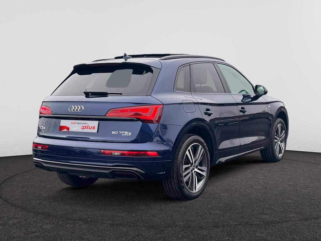 Audi Q5 Audi Q5  S line 50 TFSI e quattro 220(299) kW(pk) S tronic