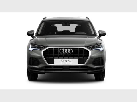 Audi Q3 45 TFSIe PHEV Attraction S tron.(180 kW)