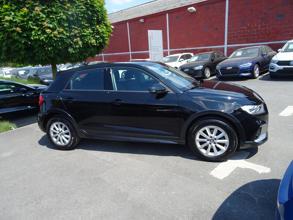 Audi A1 CITYCARVER Audi A1 citycarver  30 TFSI  85(116) kW(ch) 6 vitesses