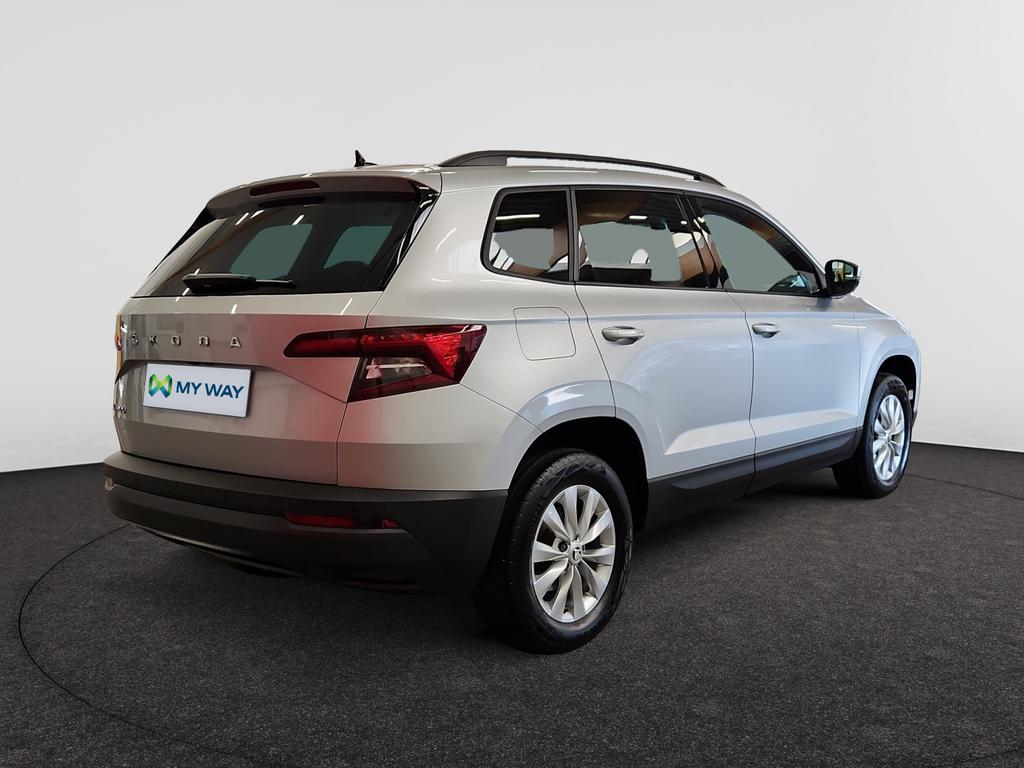 Skoda Karoq Ambition 1.5 TSI 150pk 6v / GPS / App Connect / Cruise Control / Camera