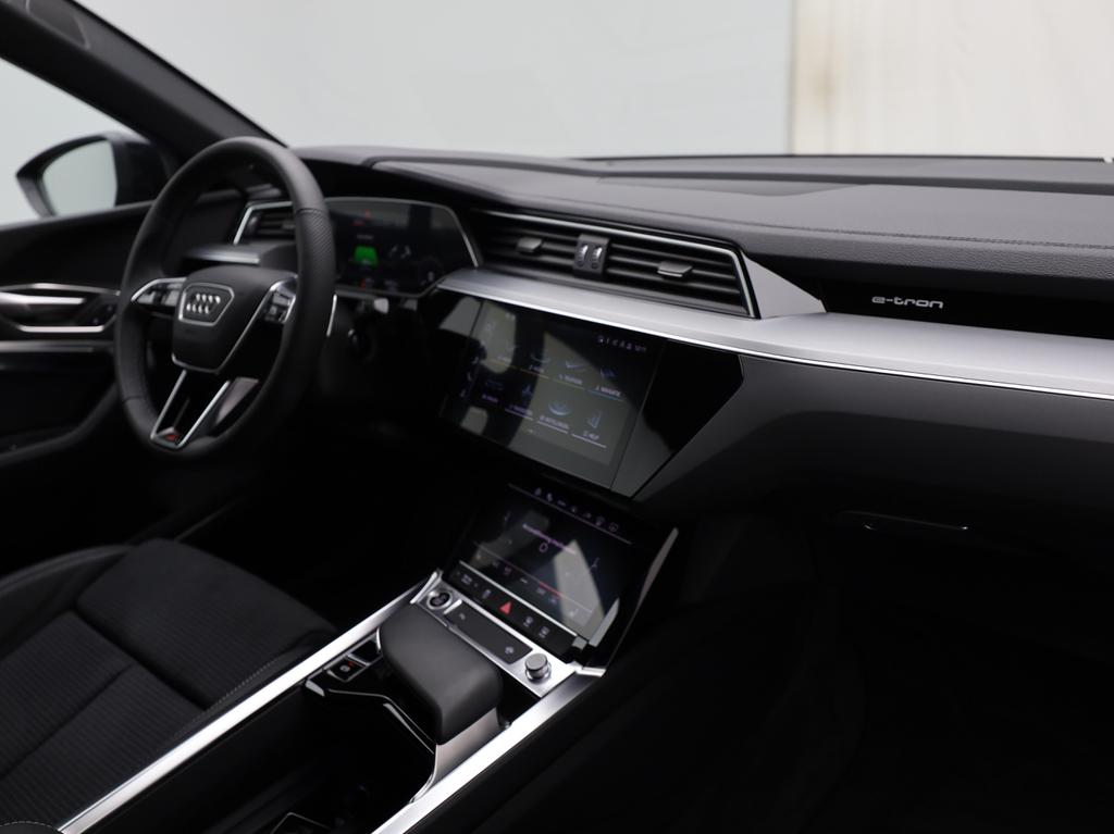 Audi Q8 e-tron Sportback S-Line 50 89 kWh Quattro GPS / Adaptive Cruise Control / App Connect / Air Suspension