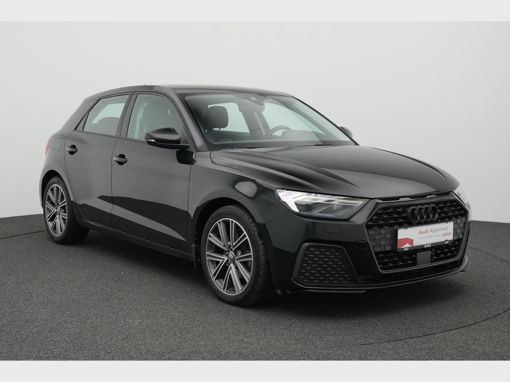 Audi A1 Sportback Full black 30 TFSI 116pk /Full LED-Carplay-17"-zetelverw/