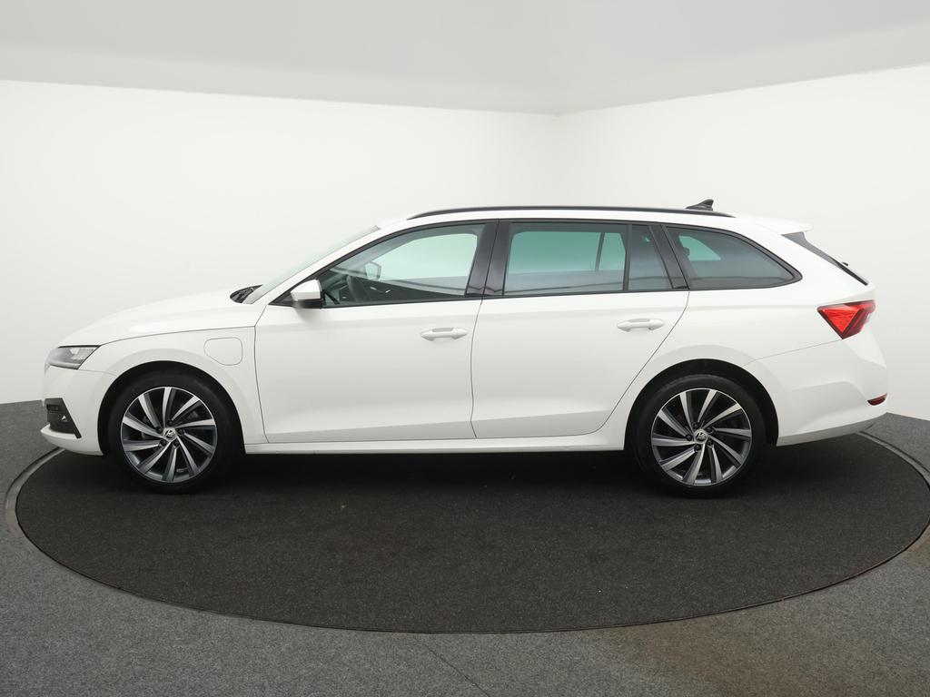 Skoda Octavia Combi Octavia Combi 1.4TSI PHEV DSG/NAVI/BLTH/PDC/CRUISE/...