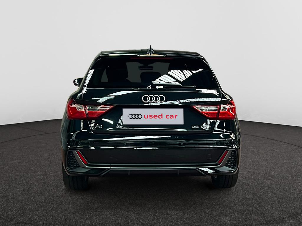 Audi A1 Sportback Audi A1 Sportback S line 25 TFSI  70(95) kW(ch) 5 vitesses