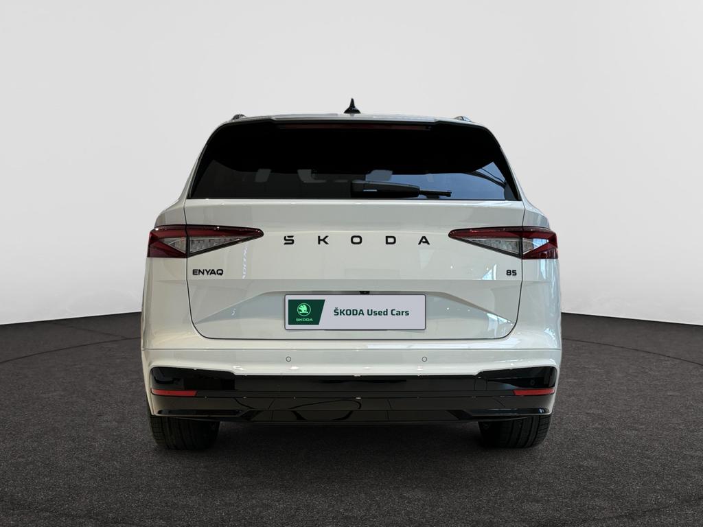 Skoda Enyaq *STOCKWAGEN* 82 kWh 286pk*SPORTLINE*20"VEGA*TREKHAAK*MATRIX*CAMERA*ACC*BLINDSPOT*