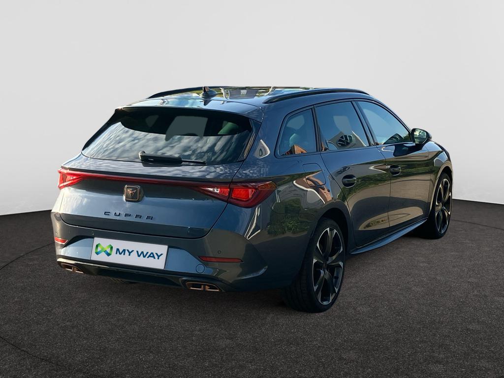 Cupra Leon ST 1.4 e-Hybrid PHEV DSG 245PK 19" / verw. zetels - stuur