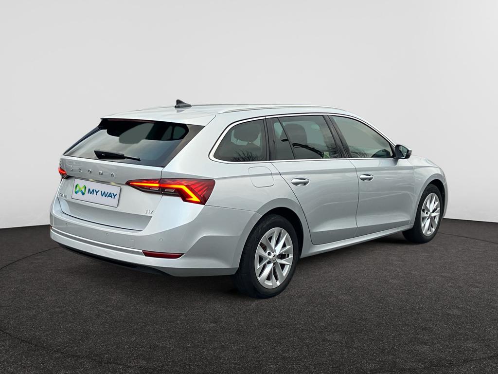 Skoda Octavia Combi 1.4 TSI PHEV 204pk DSG Winterkit / el. bed. verw. zetels