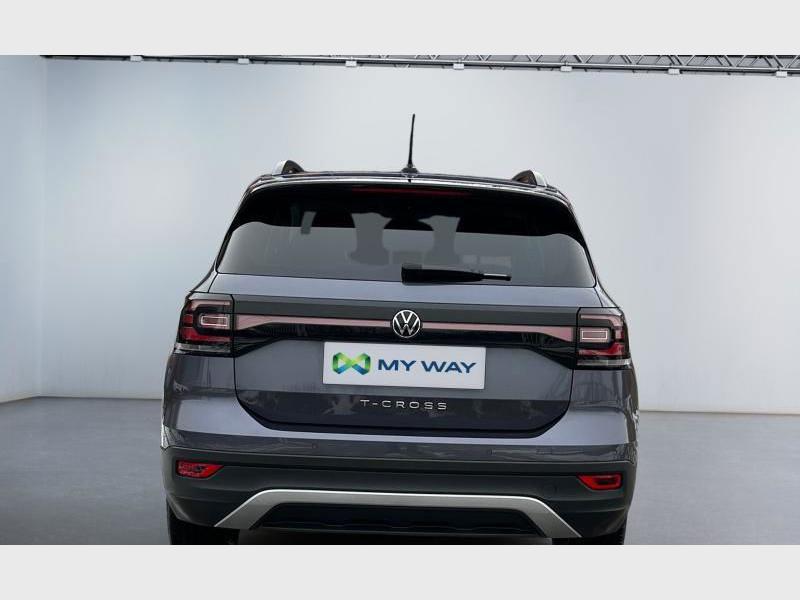 Volkswagen T-Cross Active - camera / gps / app connect / ++++