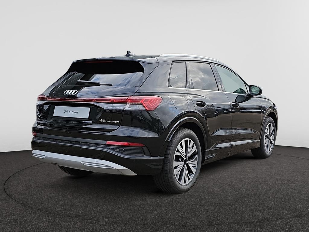 Audi Q4 e-tron Audi Q4  Corporate 45 e-tron  210,00 kW