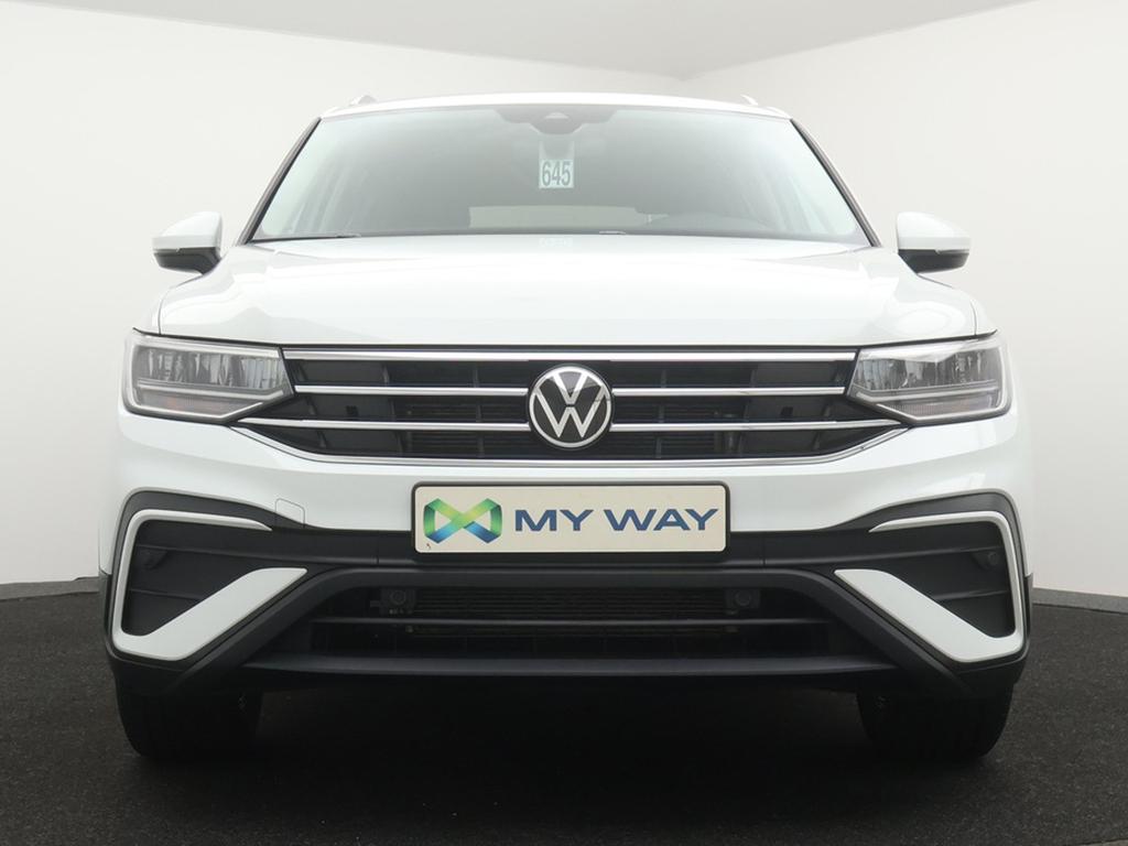 Volkswagen TIGUAN ALLSPACE Tiguan Allspace 1.5TSI 150PK 7zitplaatsen *AUTOMAAT*TREKHAAK*BLTH*CRUISE*APP-Connect*...