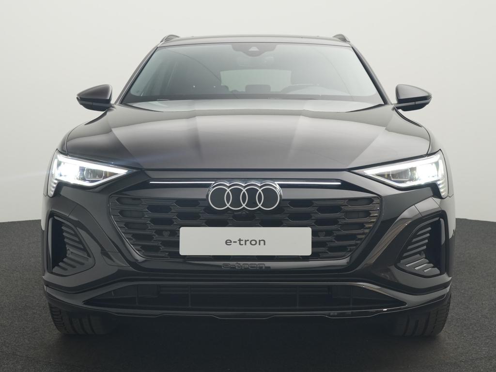 Audi Q8 e-tron S line 50 e-tron Quattro 250,00 kW