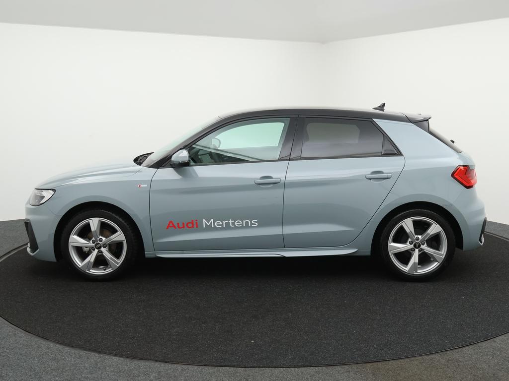 Audi A1 Audi A1 - S-line / 6v 95pk / PDC / NAVI / APPLE CAR PLAY  / Demo