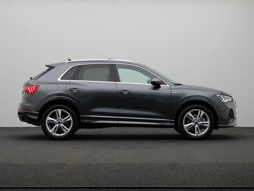 Audi Q3 S-LINE 45 TFSIe 245 PK S-TRONIC PLUG-IN HYBRIDE