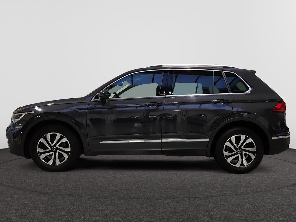 Volkswagen Tiguan ACTIVE 1.5 TSI 130 PK 6v / ACC / Camera / Apple Carplay