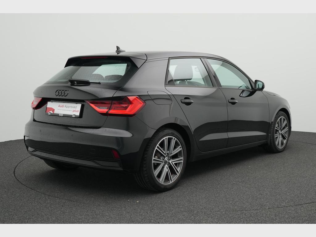 Audi A1 Sportback Full black 30 TFSI 116pk /Full LED-Carplay-17"-zetelverw/