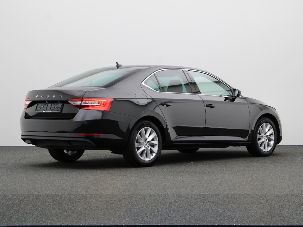 Skoda Superb 1.5 TSI 150 PK DSG AUTOMAAT