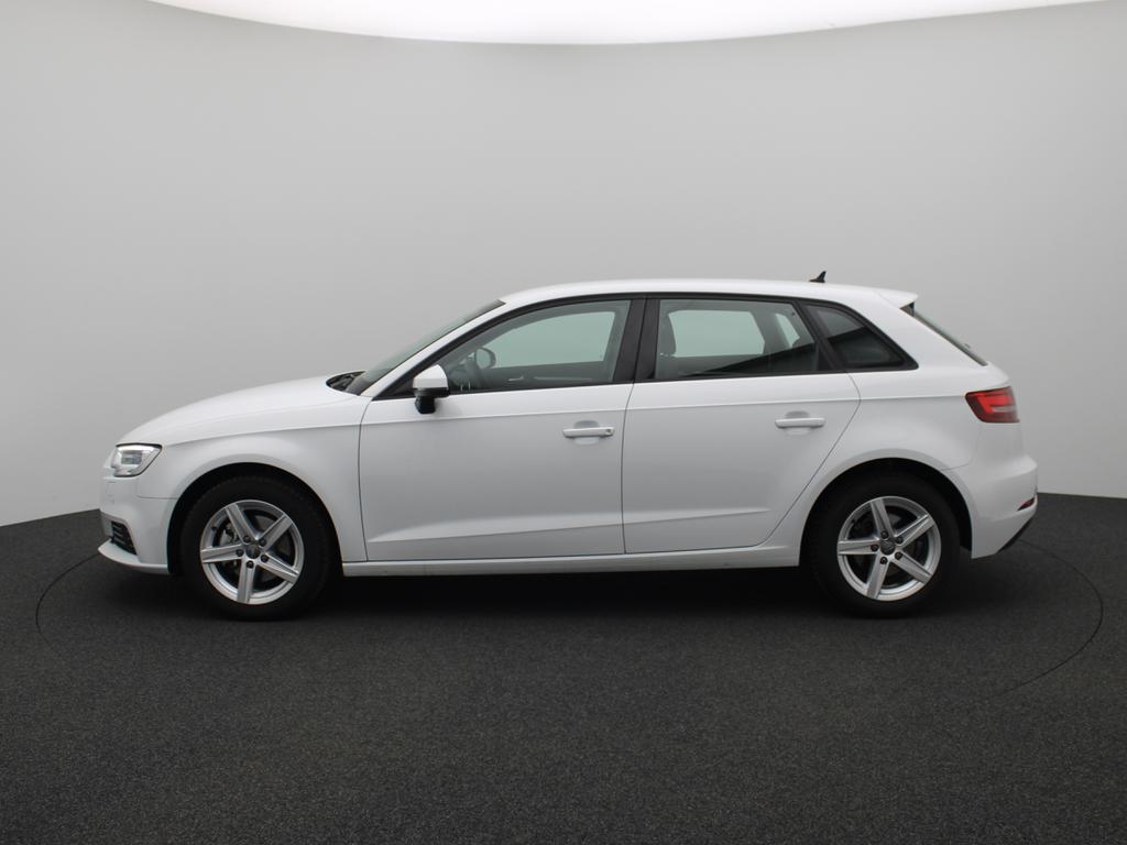 Audi A3 Sportback 30 TFSI 116 PK 6v / Camera / ACC / Apple Carplay