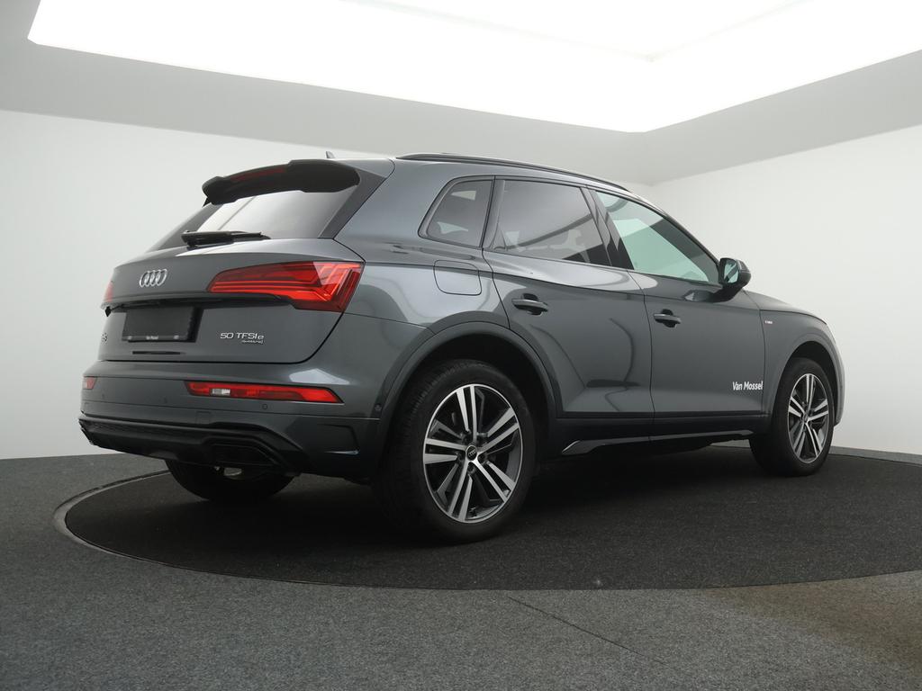 Audi Q5 S line 50 TFSIe quattro 299PK *PANO*NAVI*LEDER*APP CONNECT*CAMERA*PDC*CRUISE* / DEMO