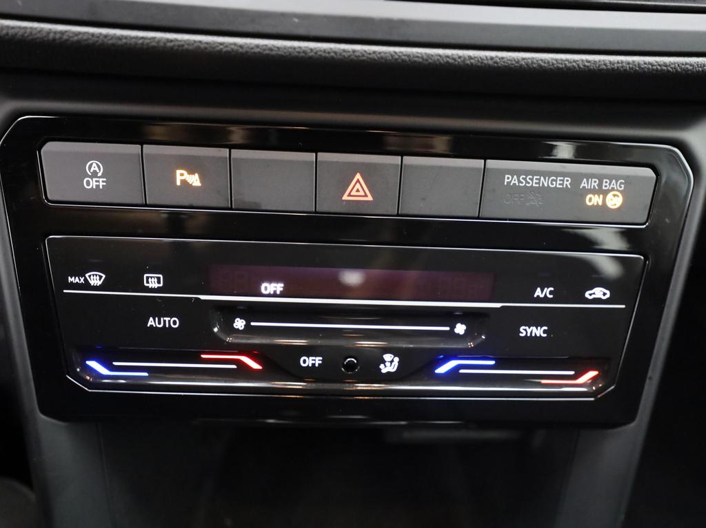 Volkswagen T-Cross 1.0 TSI Life / Adaptative Cruise Control / Apple Carplay / Park Distance Control F&R