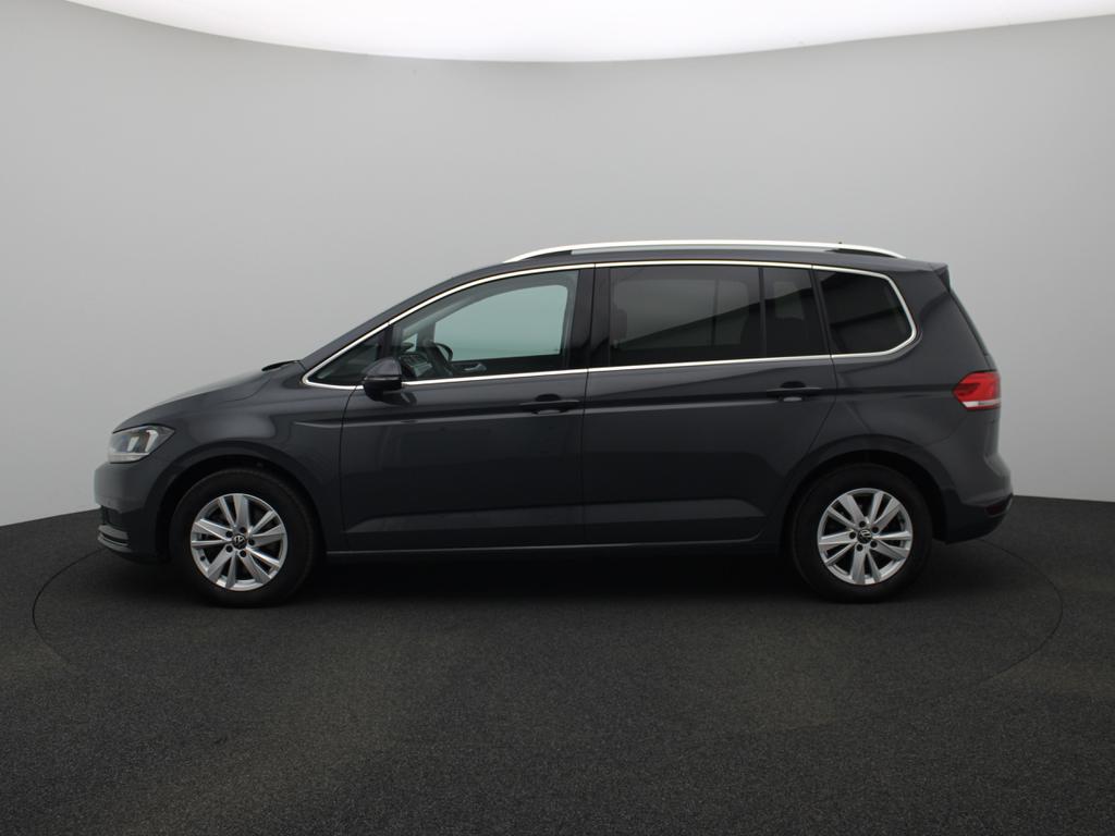 Volkswagen Touran HIGHLINE 1.5 TSI 150 PK DSG-7 / Camera / ACC / Apple Carplay