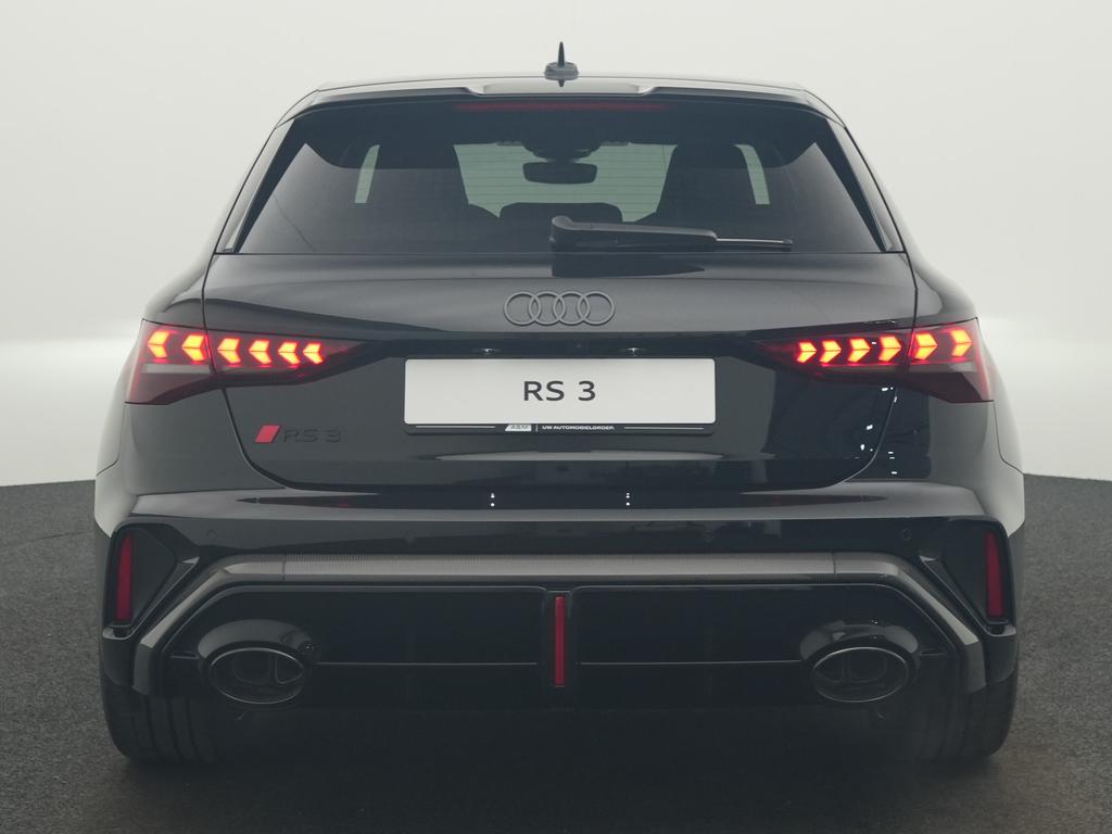 Audi RS3 Sportback 2,5 TFSI 400 PK S-TRONIC QUATTRO