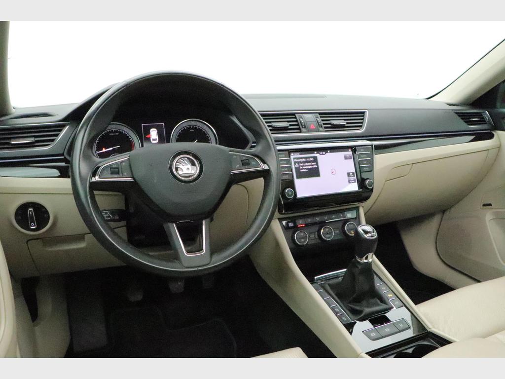 Skoda Superb Combi L&K 1.8 TSI 180 PK 6v