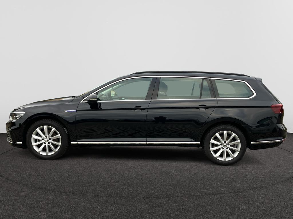 Volkswagen Passat Variant GTE 1.4 eHybrid 218pk DSG Winterkit / full LED / camera