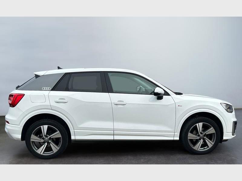 Audi Q2 S-line ext/toit ouv et pano/capt av et arr/gps/+++