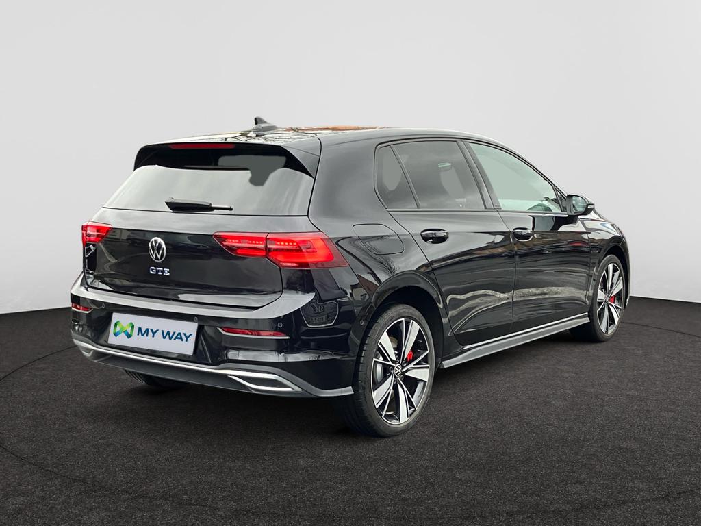 Volkswagen Golf VIII GTE 1.4 PHEV 245pk DSG el. trekhaak / 18" alu / winterkit