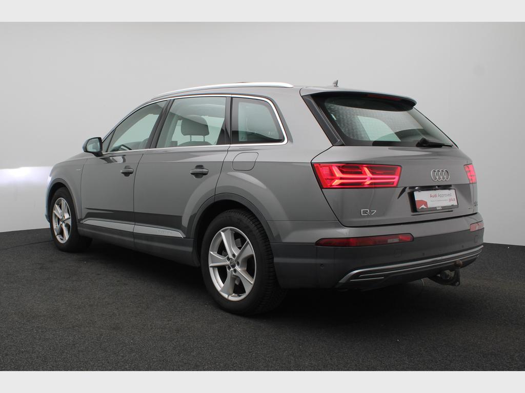 Audi Q7 e-tron 3.0 TDI quattro 190(258) kW(PS) tiptronic 8-speed