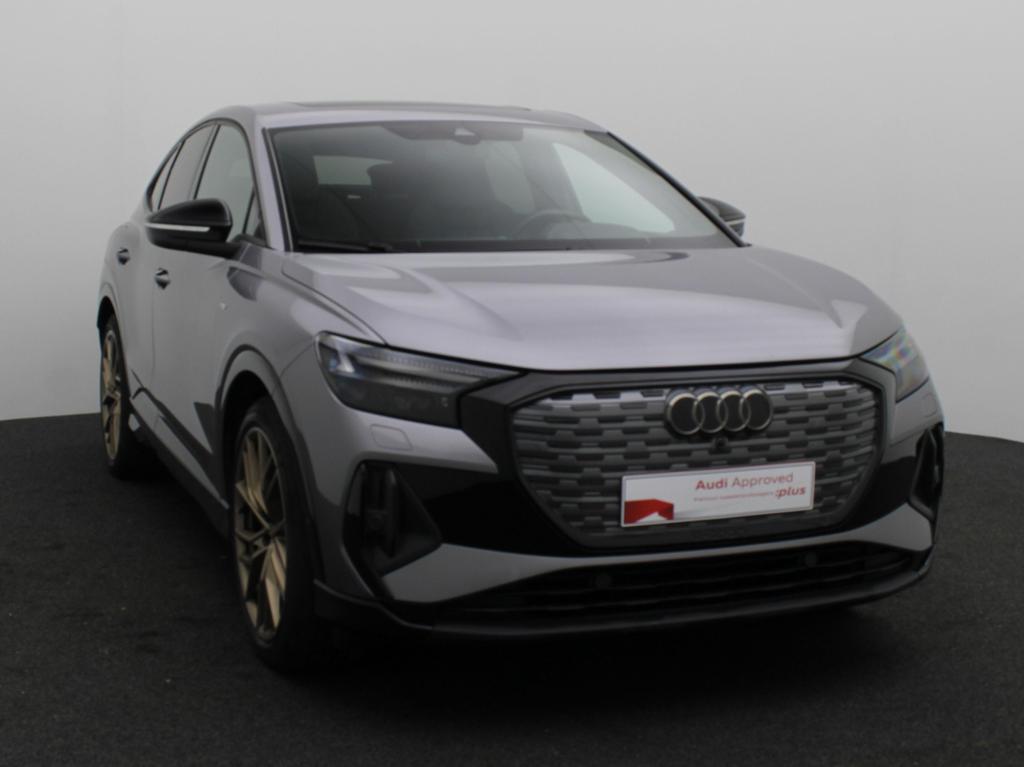 Audi Q4 e-tron SPORTBACK S-LINE