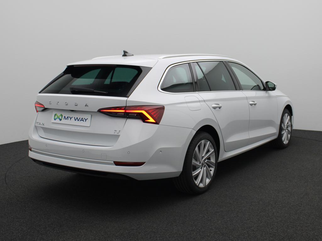 Skoda Octavia Combi STYLE 1.4 TSI PHEV 204 PK DSG-6 / Apple Carplay / Adaptative Cruise Control / Camera