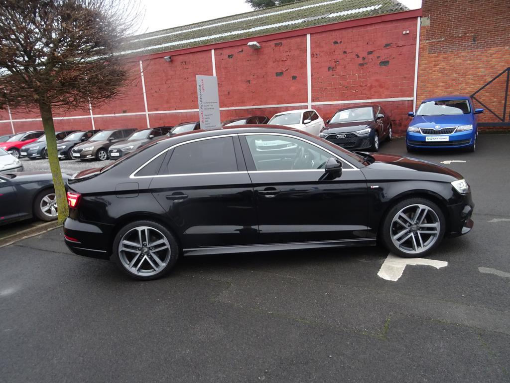 Audi A3 Sedan Audi A3 sport Saloon 1.5 TFSI 110(150) kW(PS) 6-speed