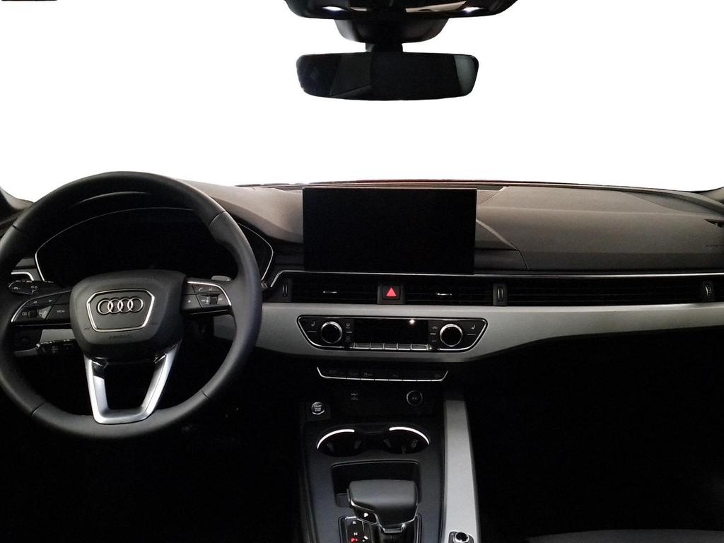 Audi A4 Avant Advanced 35 TFSI 150pk S-Tronic / Panoramisch Open Dak / Leder / GPS / Trekhaak / App Connect / Camera / Side Assist / Matrix Koplampen