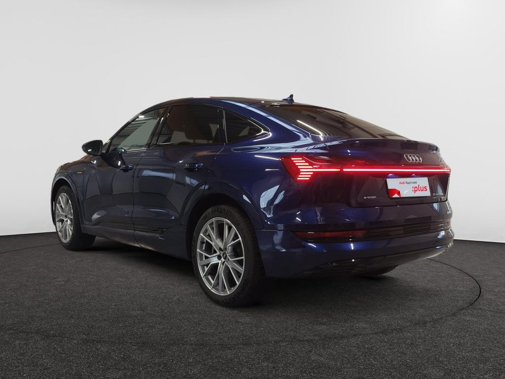 Audi E-tron Sportback Audi e-tron Sportback Advanced 55 quattro 300,00 kW