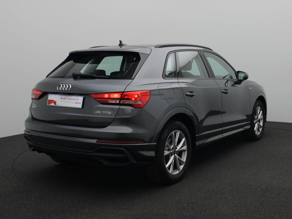 Audi Q3 S-Line 35 TFSI 150 PK S-tronic / ACC / Camera / Apple Carplay