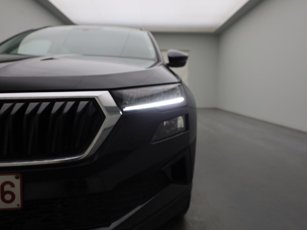 Skoda Karoq AMBITION 1.5 TSI 150 PK DSG-7 / Trekhaak / Camera / Apple Carplay