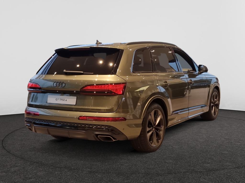 Audi Q7 60 TFSI e Quattro PHEV S line 490 PK