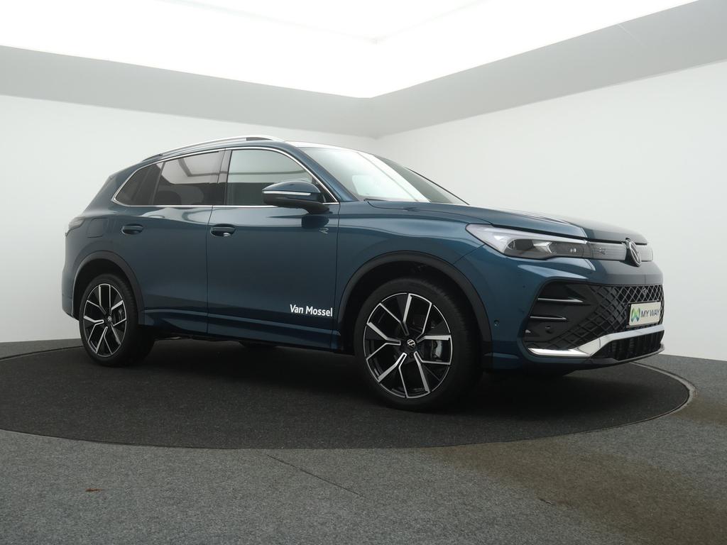 Volkswagen Tiguan Tiguan R-Line 1.5 TSI mHEV ACT OPF 110 kW (150 pk) 7 versnellingen DSG / DEMO