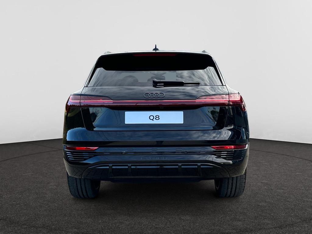 Audi Q8 e-tron S line 50 340pk Quattro