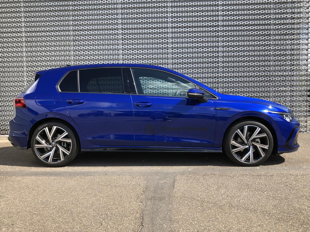 Volkswagen Golf VIII R-LINE 1,5 TSI 150 PK DSG-7 AUTOMAAT