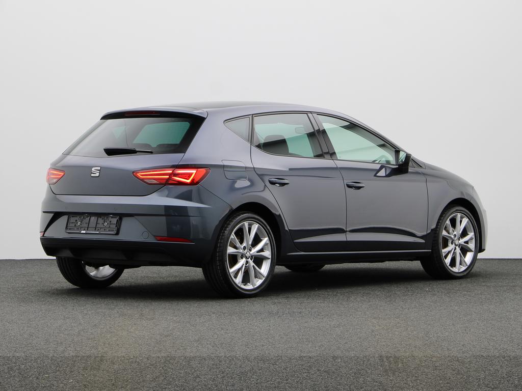 SEAT Leon MOVE! ULTIMATE 1.0 TSI 115 PK 6 VERSNELLINGEN