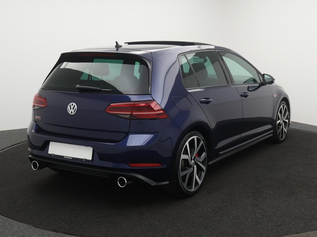 Volkswagen Golf VII GTI Golf 2.0TSI **Preformance** MANUEEL! PANO DAK* Navi * blth * pdc * camera * ....