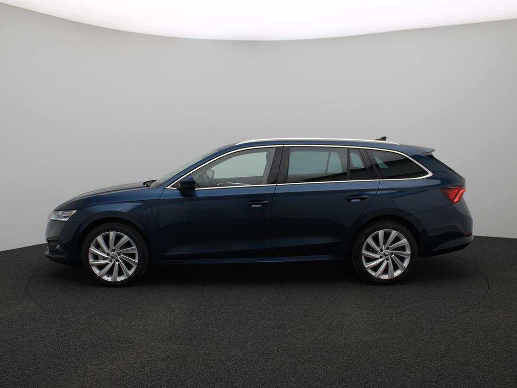 Skoda Octavia Combi STYLE 1.4 TSI PHEV 204 PK DSG-6 / Apple Carplay / Adaptative Cruise Control / Camera