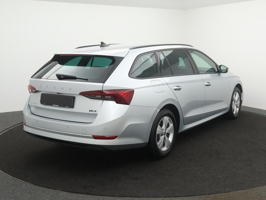 Skoda Octavia Combi Octavia Combi 1.5TSI 150PK *AUTOMAAT*APP CONNECT*ZETELVERWARMING* PDC A*...