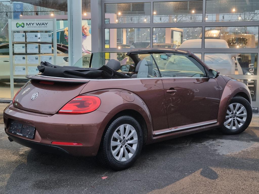 Volkswagen Beetle Cabriolet 1.2 l TSI 105pk full leder / GPS / sensoren v+a / xenon