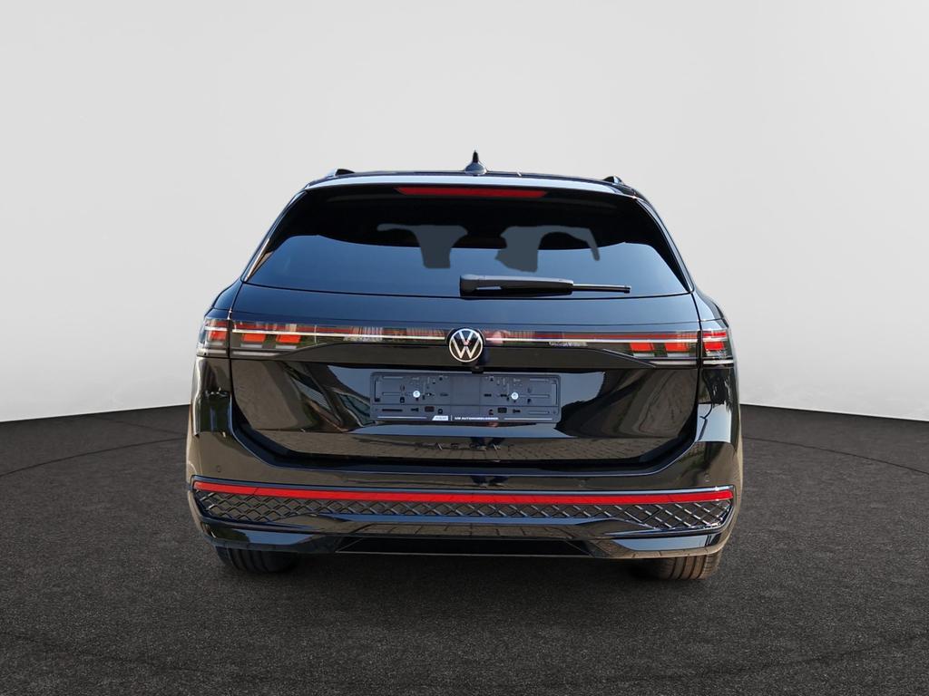 Volkswagen Passat SW Passat R-Line 1.5 l eHybrid GPF 110 kW (150 PS)/85 kW (115 PS) 6-speed dual-clutch transmission DSG